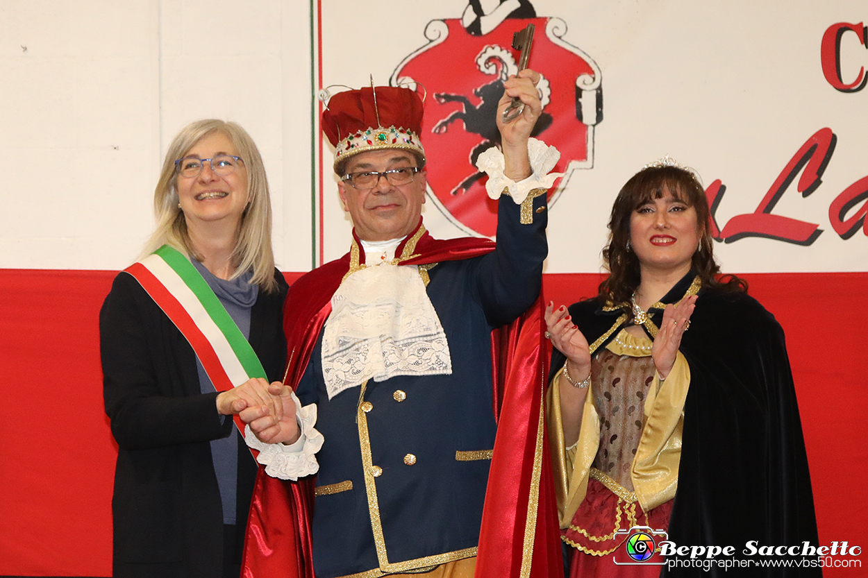 VBS_4710A - Investitura Re Peperone e Bela Povronera Carnevale di Carmagnola 2024.jpg